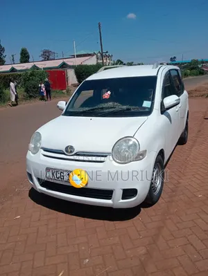 Toyota Sienta 2009 Pearl