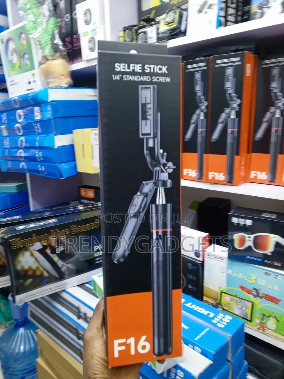 F16 Extendable Selfie Stick Tripod 1.7M With 1/4" Camera Screw