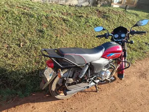 New TVS HLX 125 2024 Red