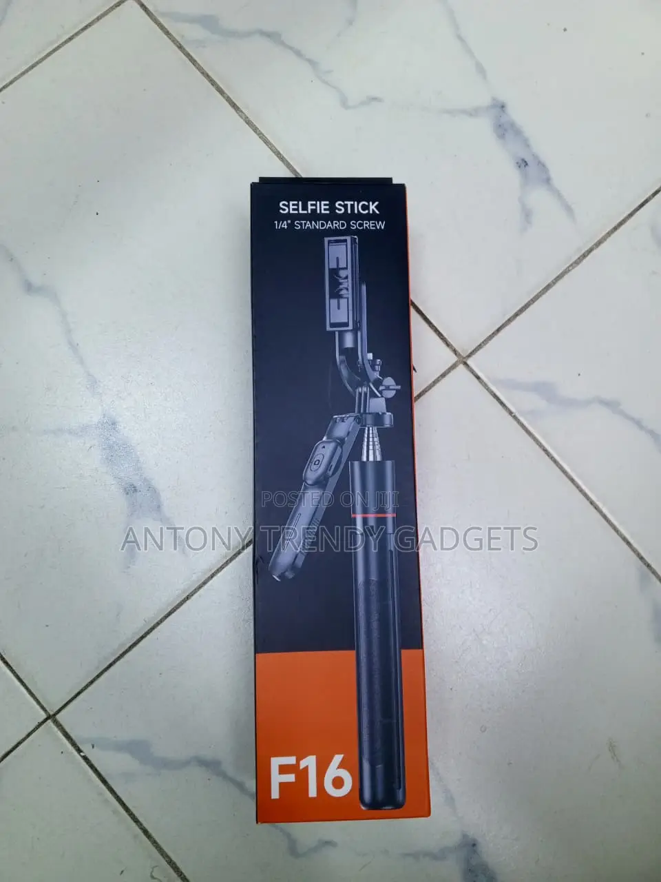 F16 1.7M Extendable Selfie Stick Tripod With Phone Holder & 1/4" Mount