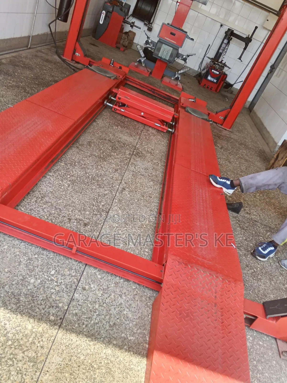 Durable 4post Lift