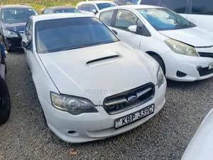 Subaru Legacy 2004 White