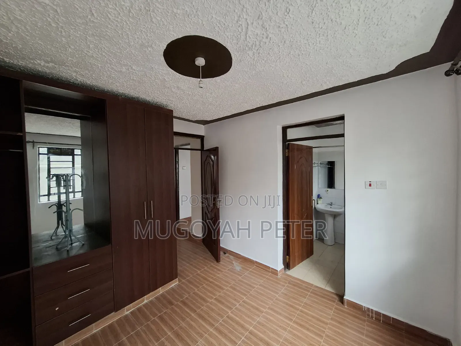 3bdrm Apartment in Zambezi/Sigona for rent