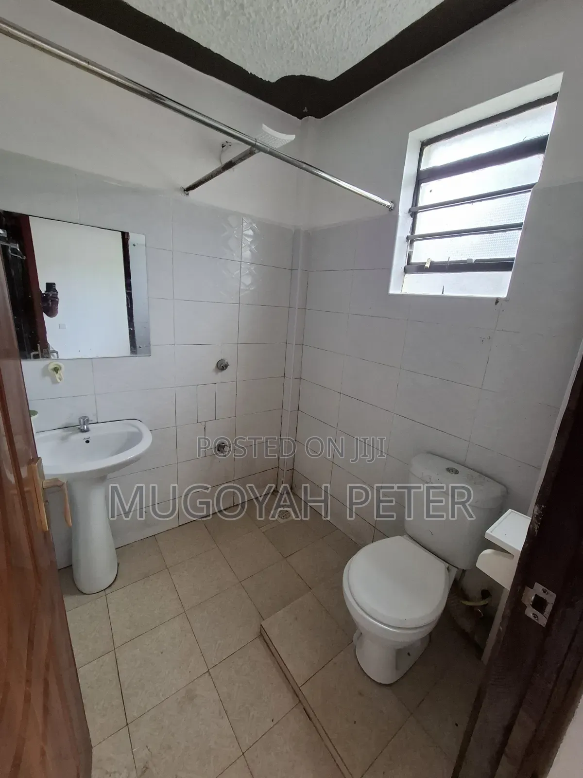 3bdrm Apartment in Zambezi/Sigona for rent
