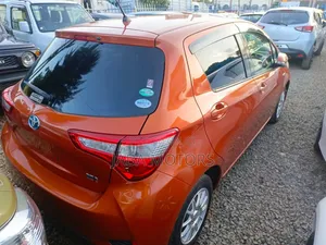 Toyota Vitz 2017 Orange