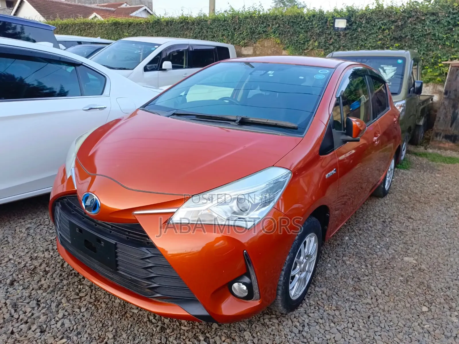 Toyota Vitz 2017 Orange