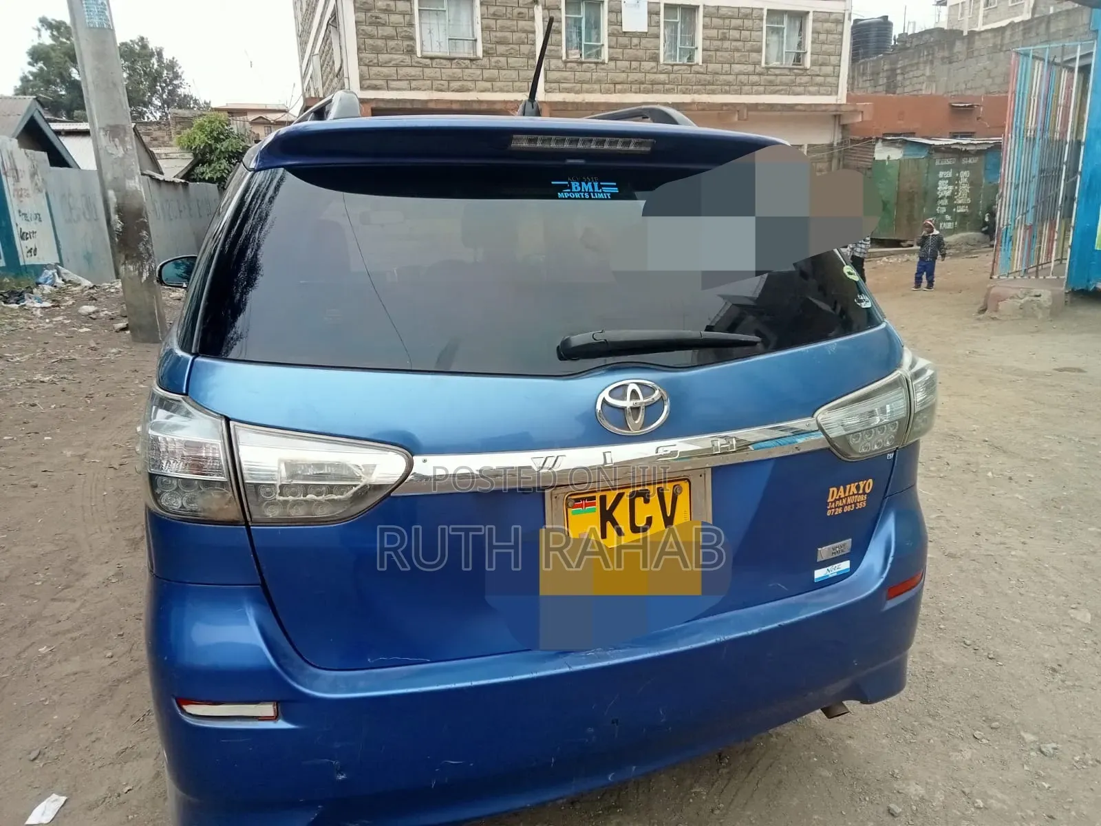 Toyota Wish 2012 Blue