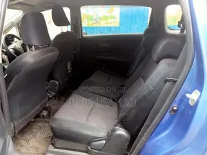 Toyota Wish 2012 Blue