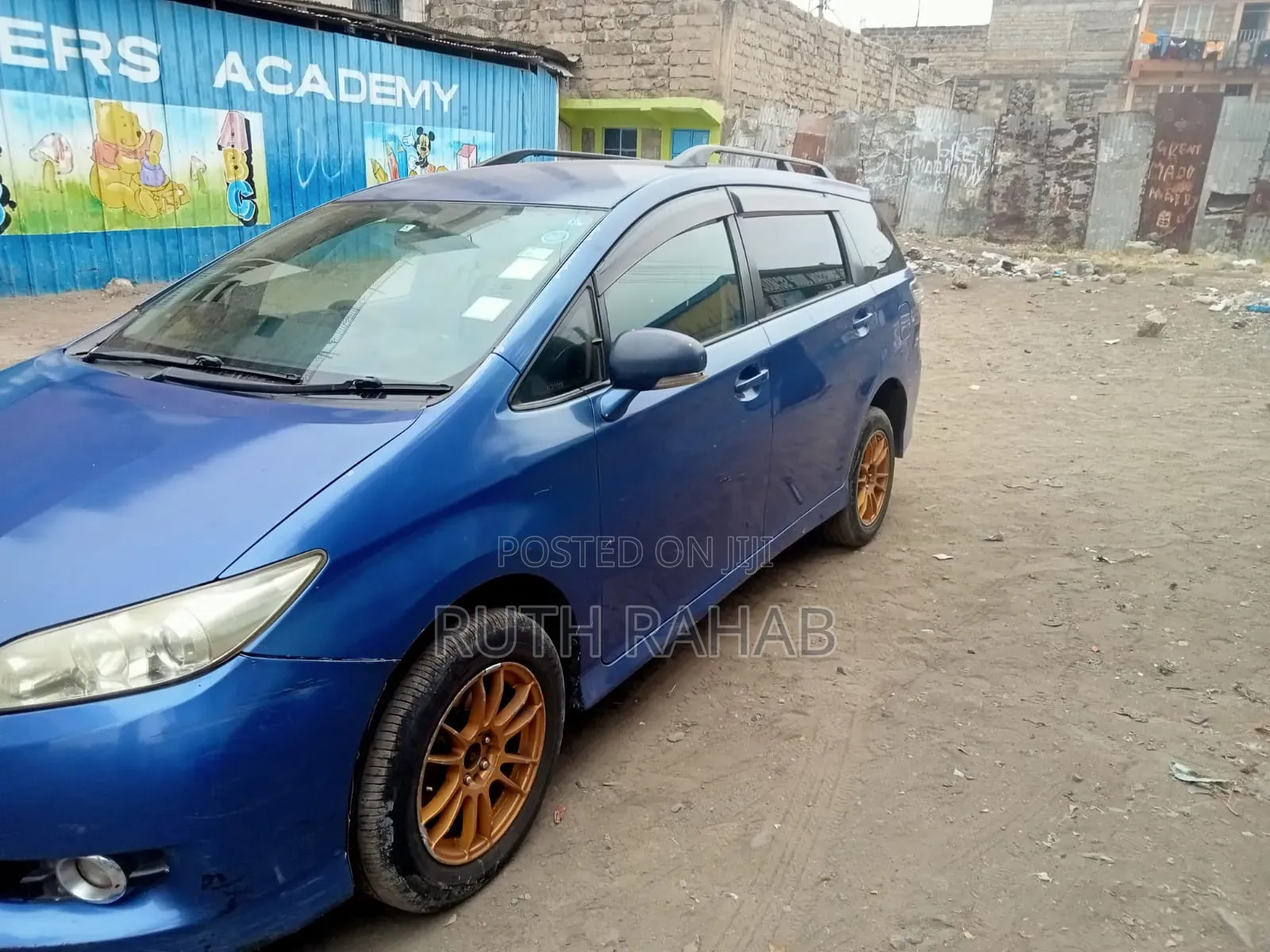 Toyota Wish 2012 Blue