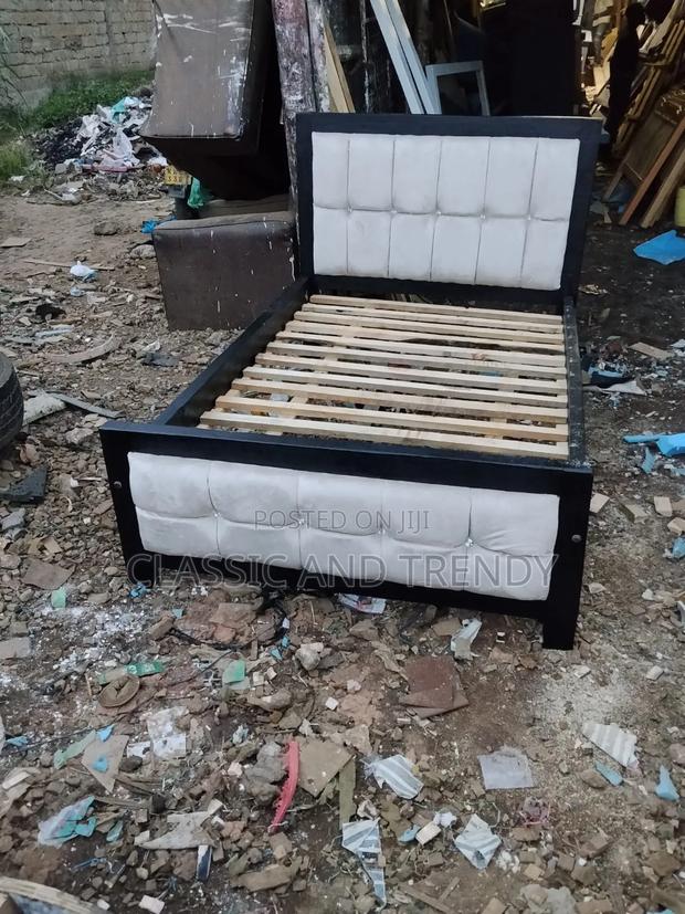 3.4x6 Black Framed/White Tufted Bed