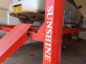 Durable 4 Post Lift
