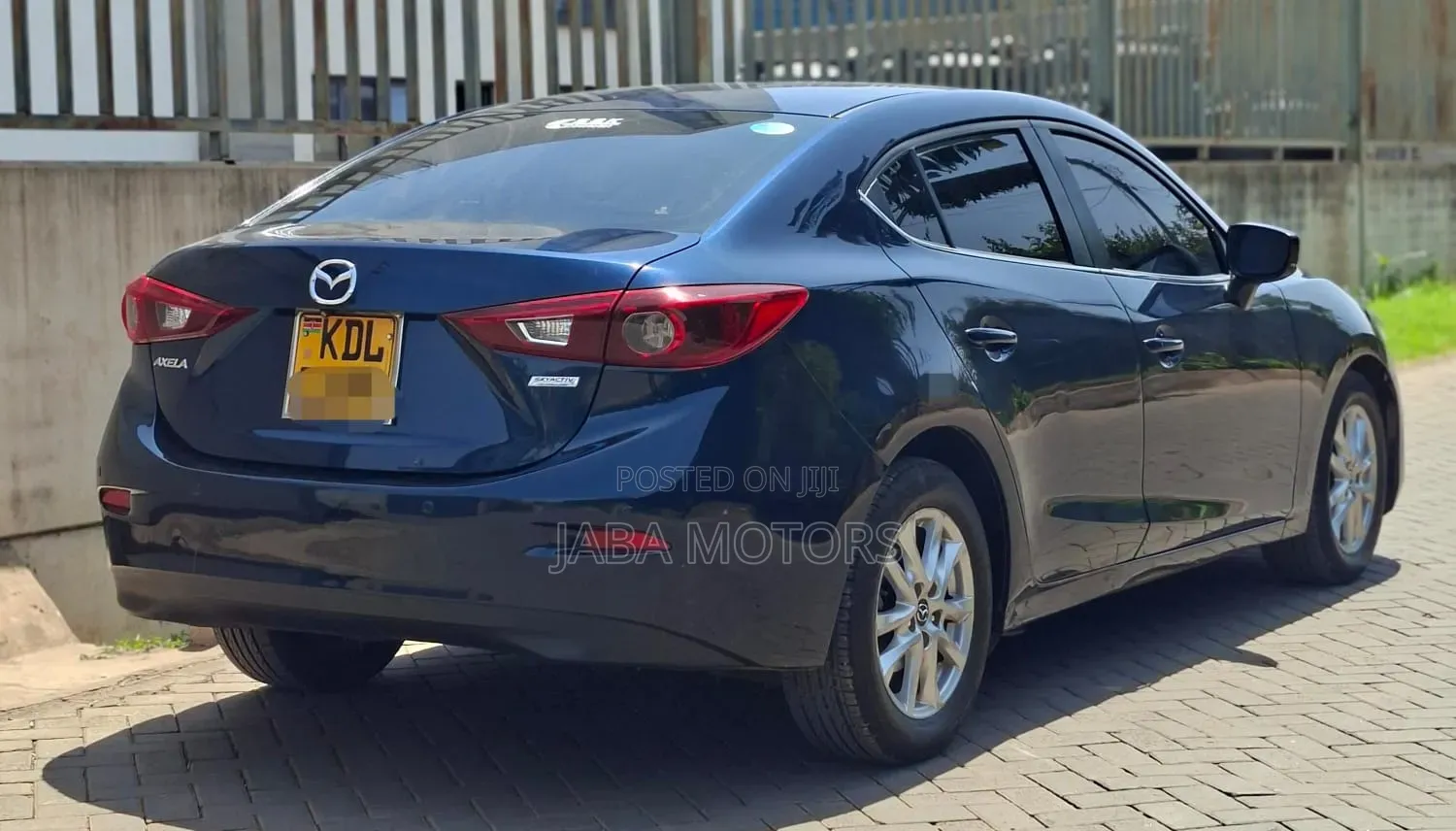 Mazda Axela 2017 Blue