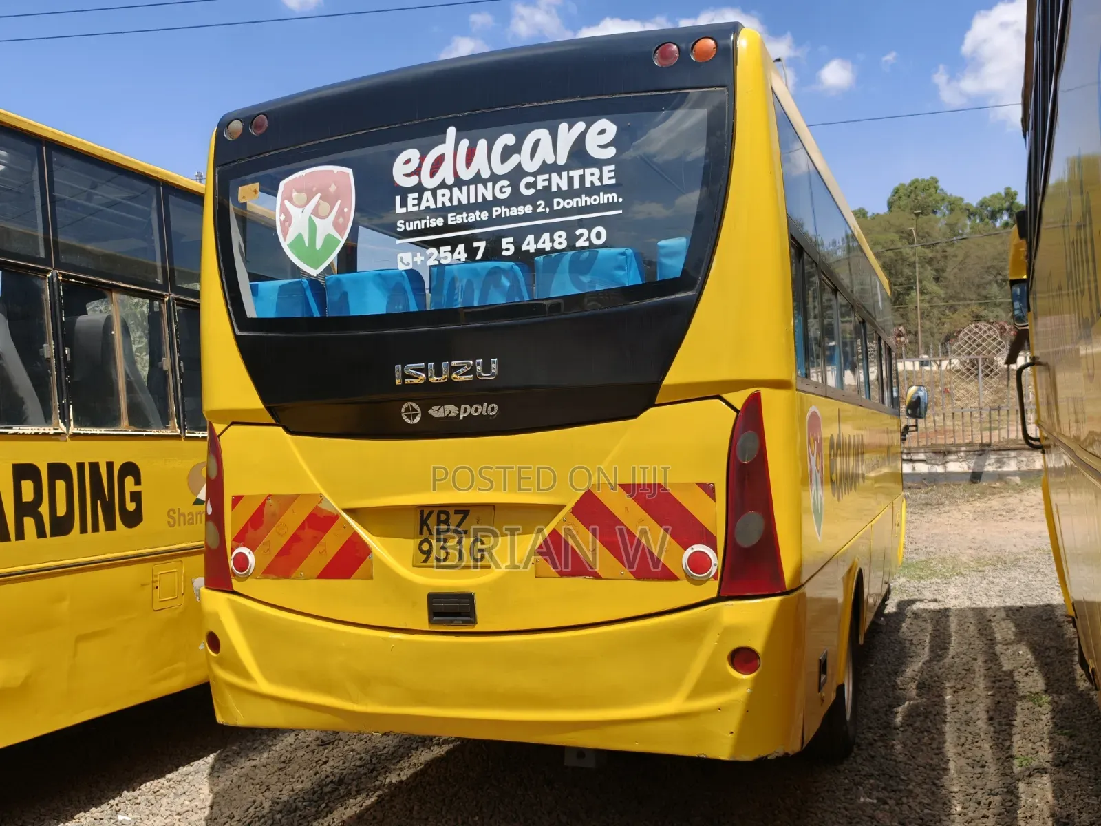 Isuzu NQR 2014 Yellow