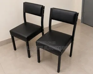 Black Leather Visitor Chair