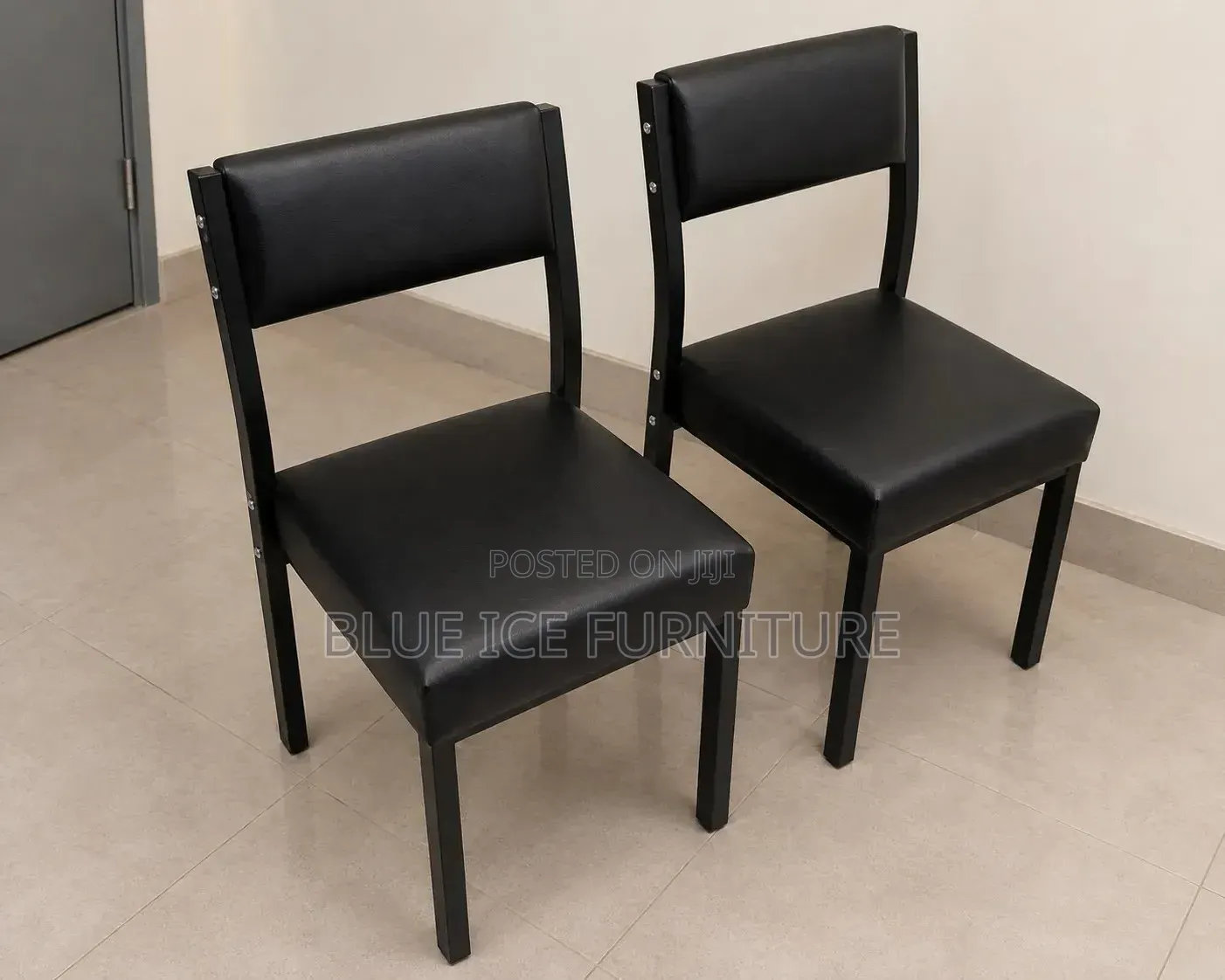 Black Leather Visitor Chair