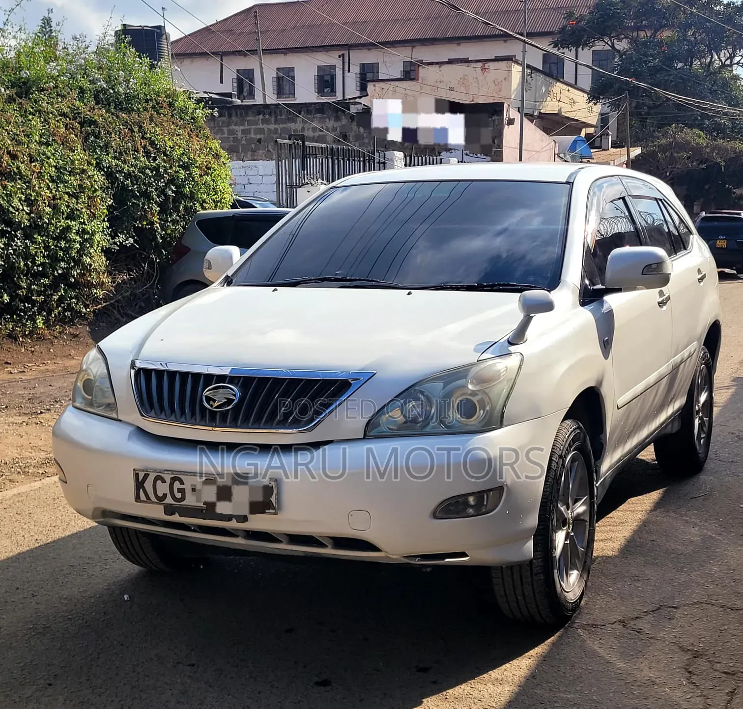 Toyota Harrier 2009 White