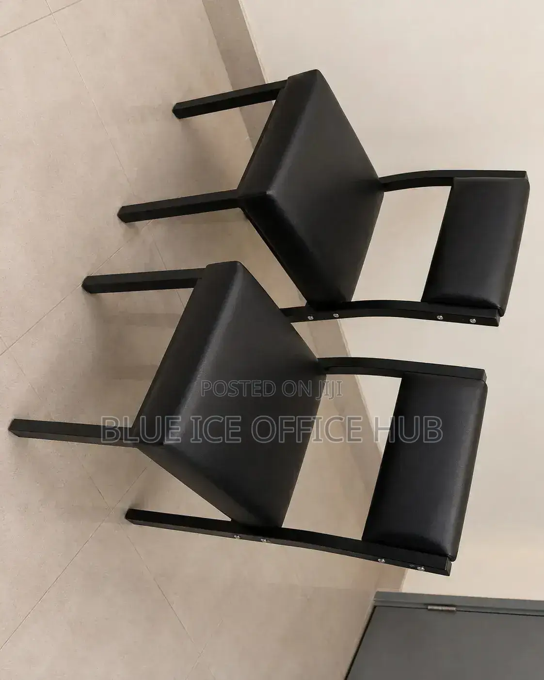 Black Leather Visitor Chair