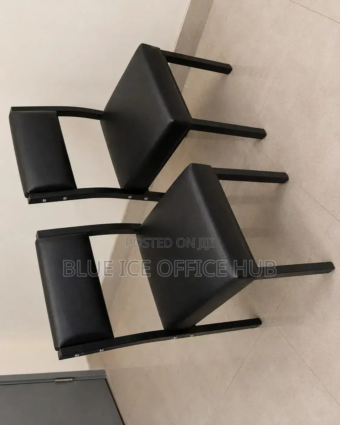 Black Leather Visitor Chair