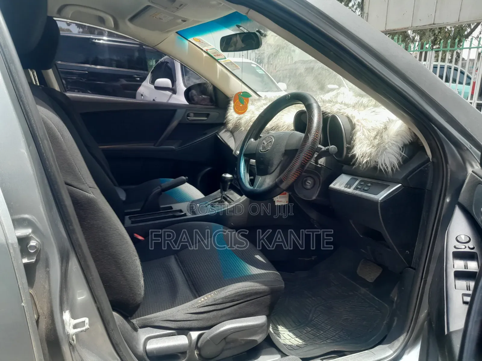 Mazda Axela SV Premium 2014 Silver