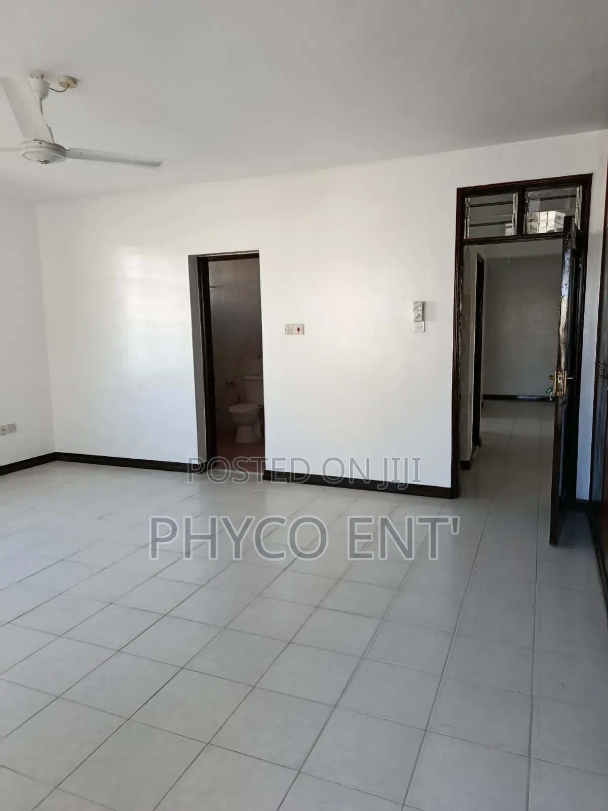 4bdrm Apartment in Umoja, Nyali Mkomani for rent