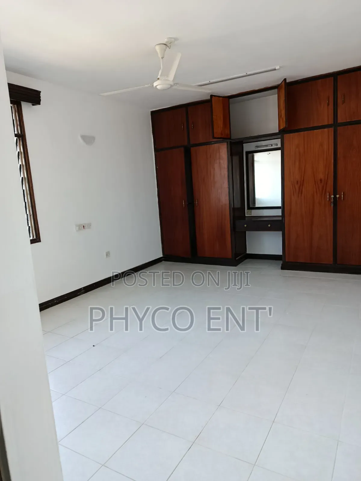 4bdrm Apartment in Umoja, Nyali Mkomani for rent