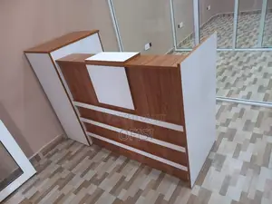 Reception Desk; 1.8M Frontline Reception Desk