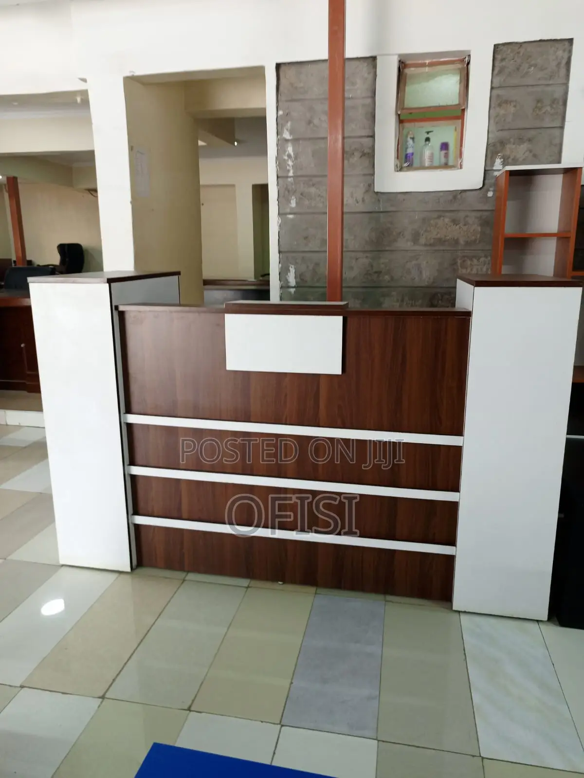 Reception Desk; 1.8M Frontline Reception Desk