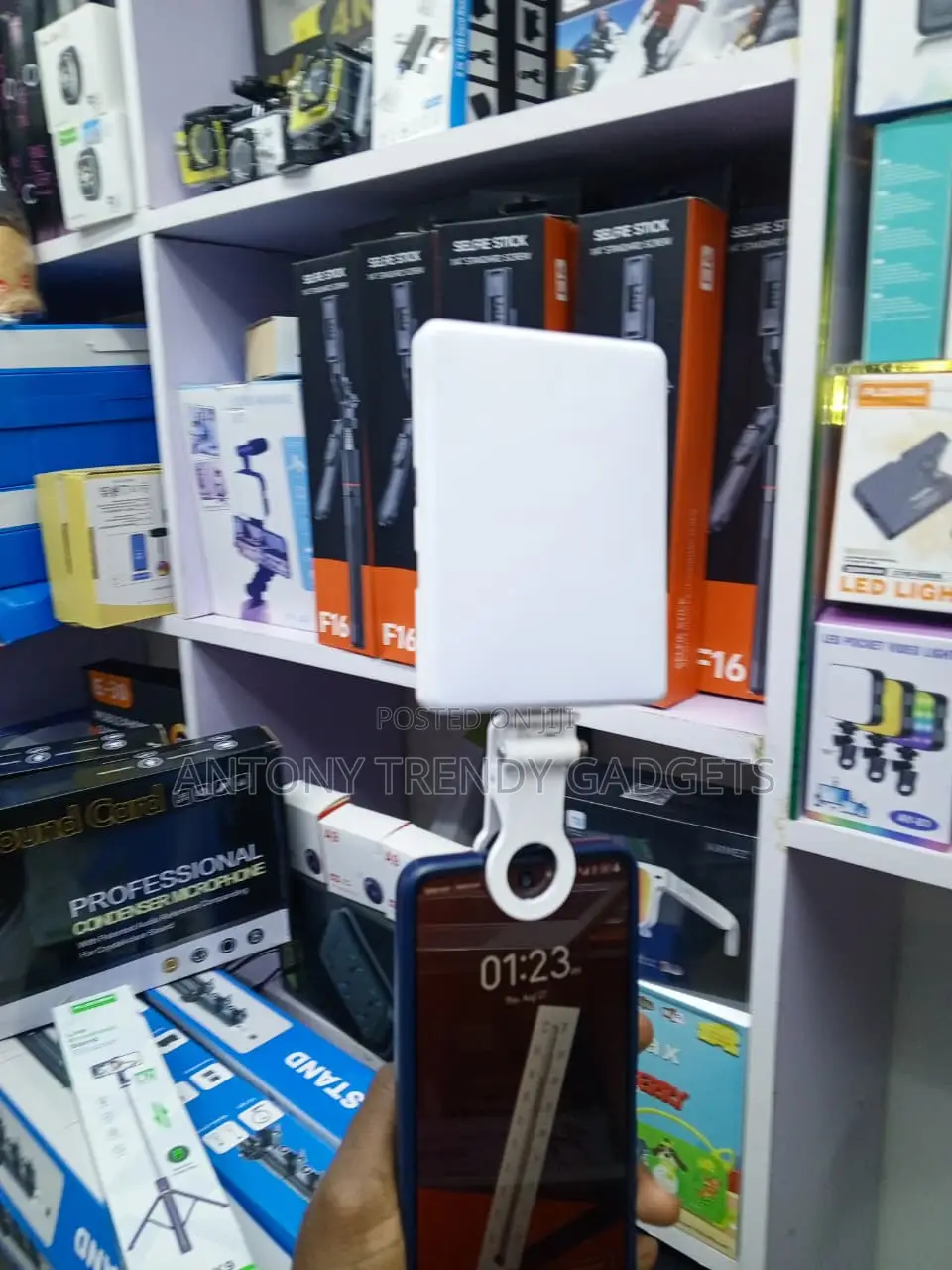 Portable VL-60BI LED Selfie Fill Light With Clip for Phone & Laptop