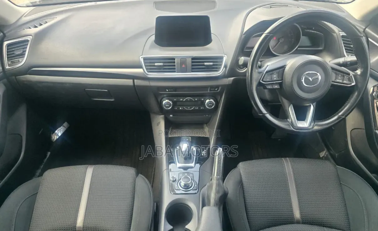 Mazda Axela 2018 Silver