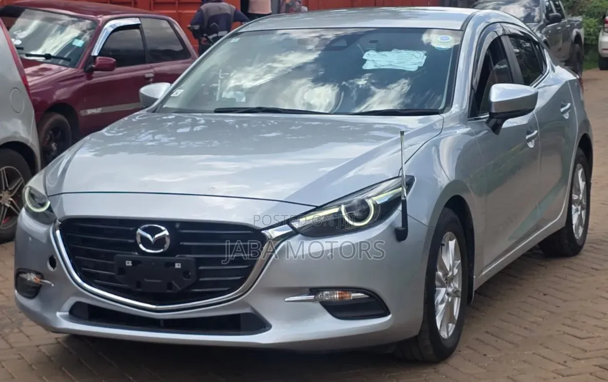Mazda Axela 2018 Silver