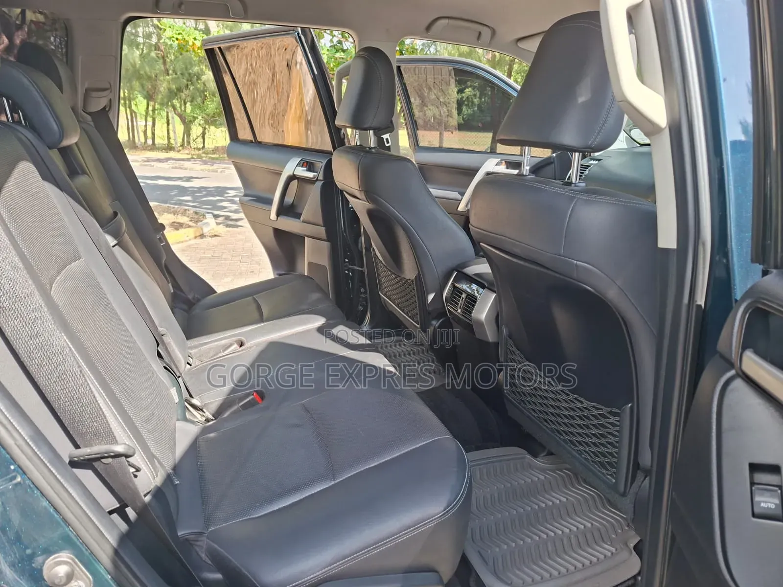 Toyota Land Cruiser Prado 2018 Blue