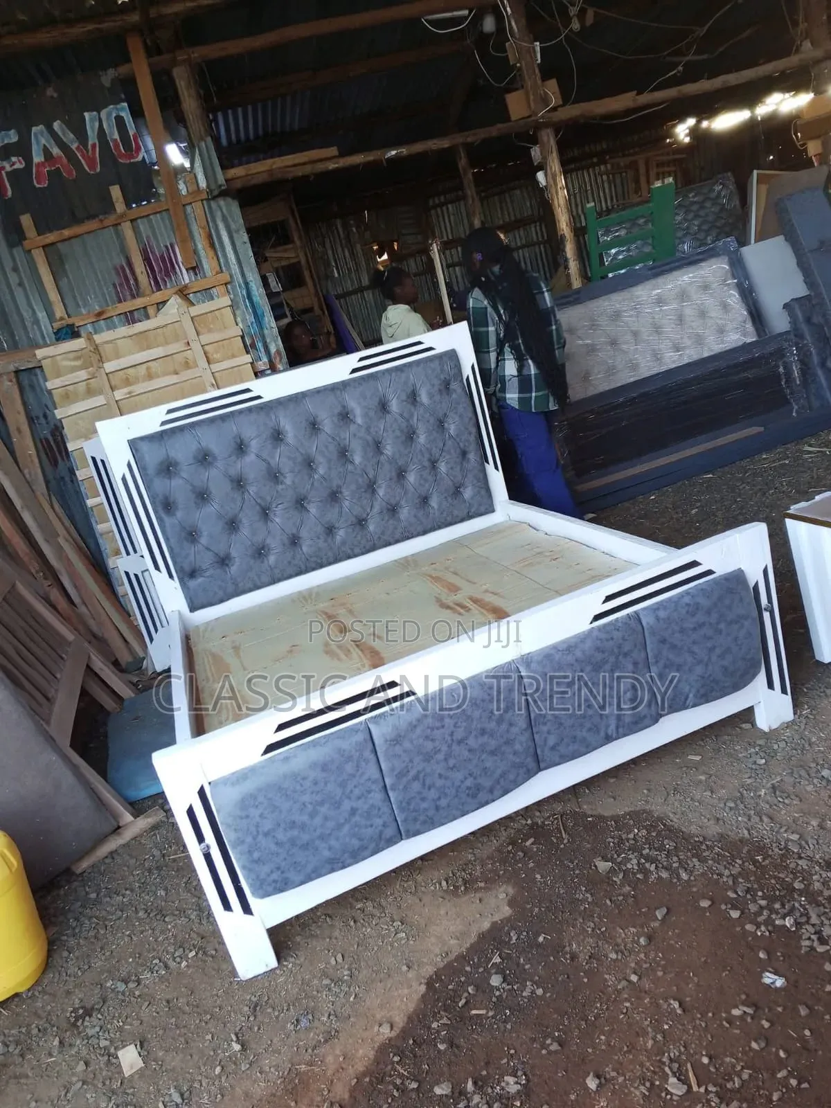 White Framed 5x6 Bed