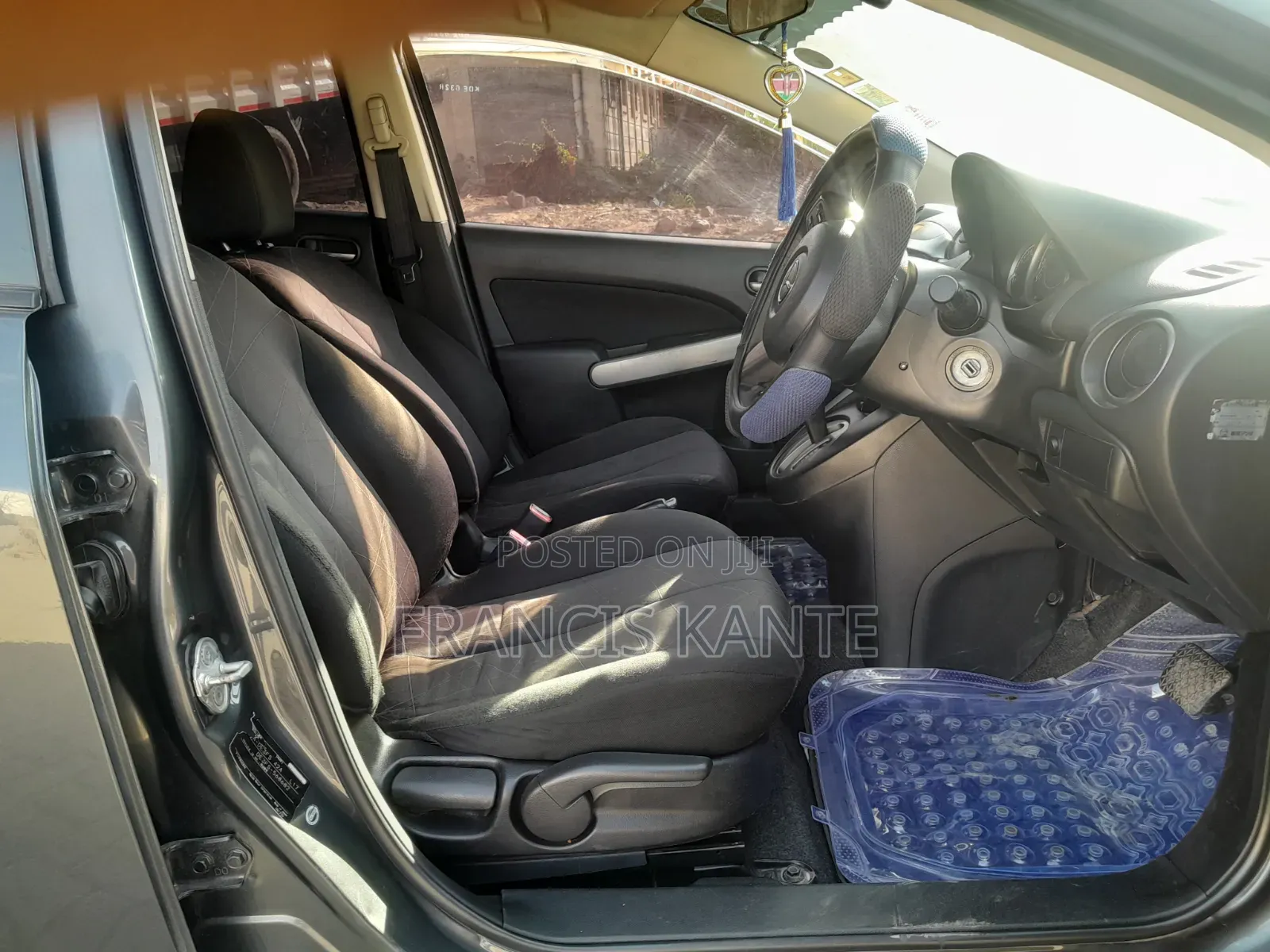 Mazda Demio 2013