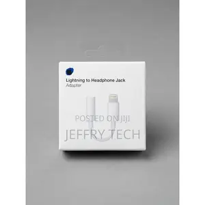 Lightning to 3.5mm Headphone Jack Adapter