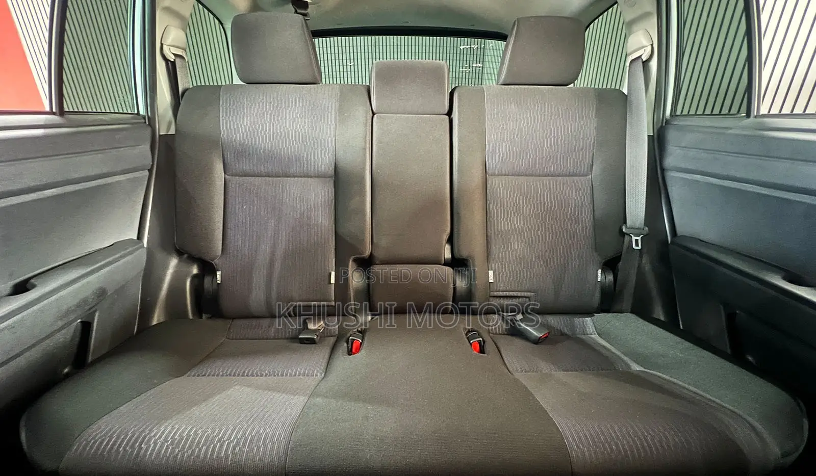 Toyota Corolla Fielder 2019 Silver
