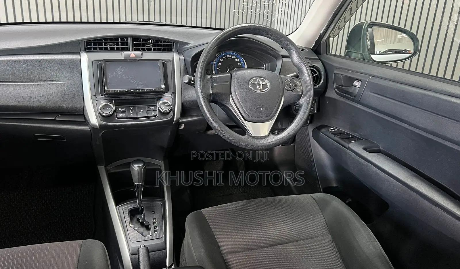 Toyota Corolla Fielder 2019 Silver