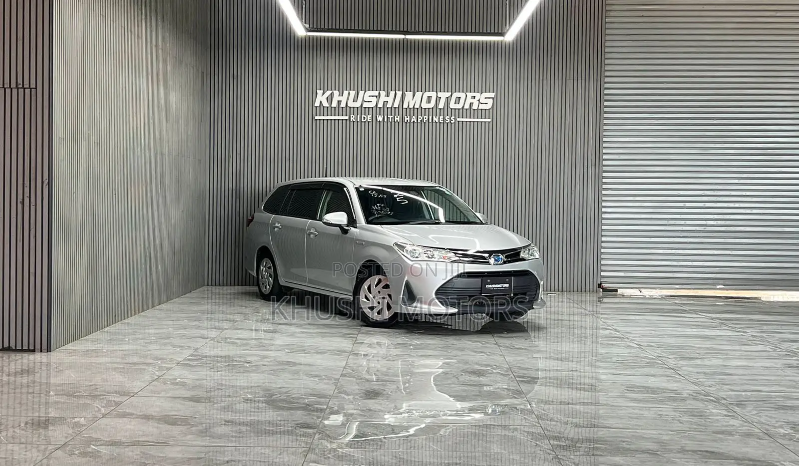 Toyota Corolla Fielder 2019 Silver