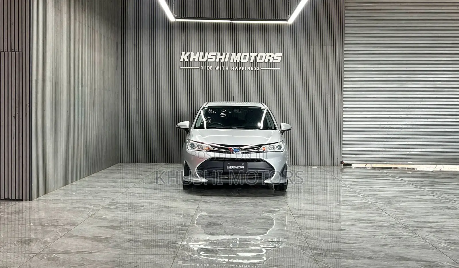 Toyota Corolla Fielder 2019 Silver