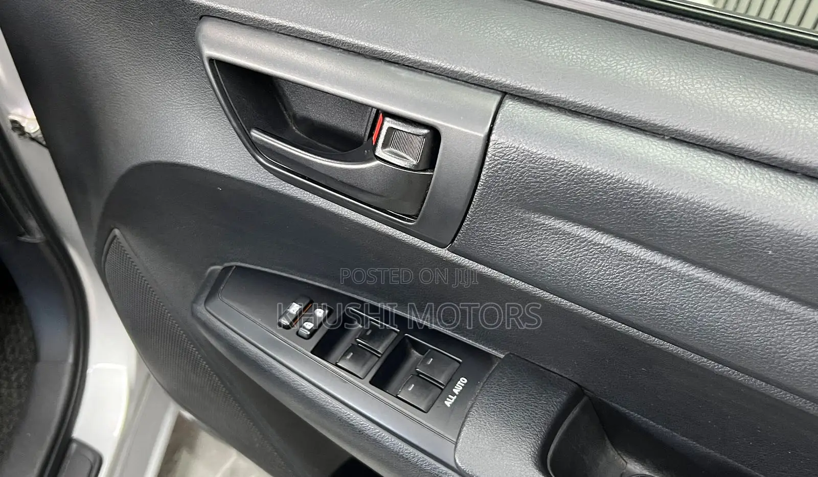 Toyota Corolla Fielder 2019 Silver