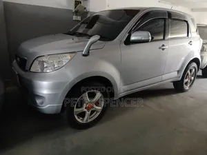 Toyota Rush 2015 Silver