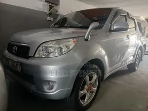 Toyota Rush 2015 Silver
