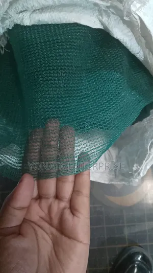 55% Agricultural Net (4M by 50M)