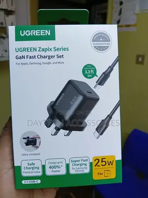 UGREEN 25W PD Fast Charger Adapter + USB-C Cable - Black
