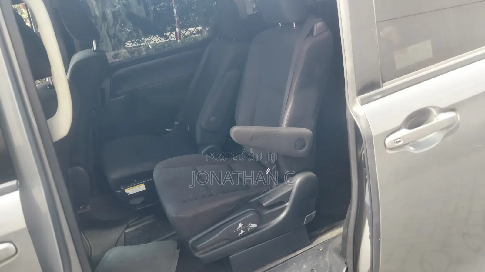 Toyota Esquire 2016 Gray