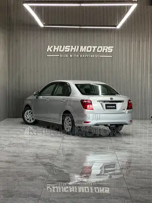 Toyota Axio 2019 Silver