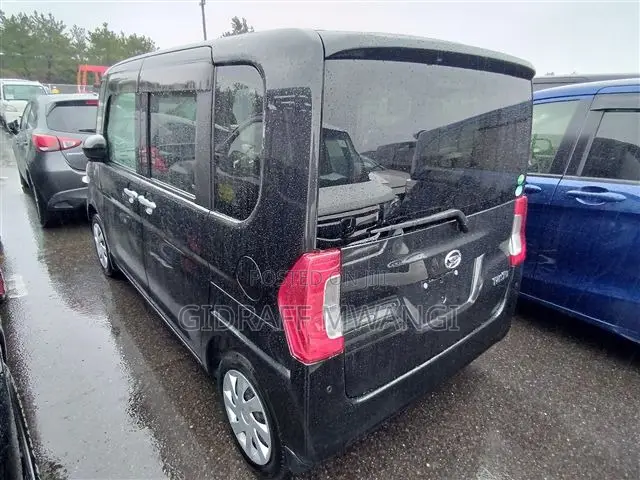 Daihatsu Tanto 660 FWD 2019 Black