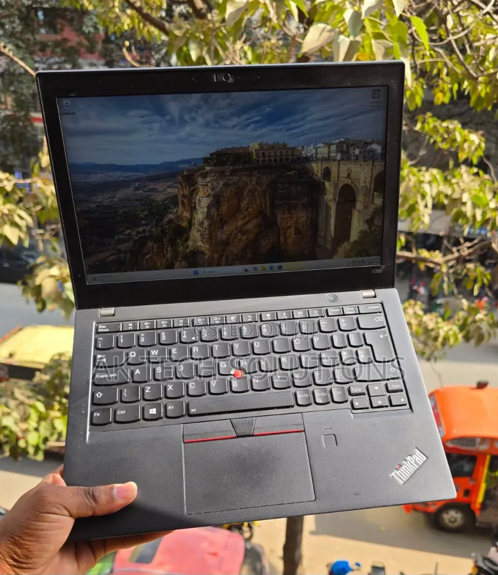 Laptop Lenovo ThinkPad X280 8GB Intel Core i5 SSD 256GB