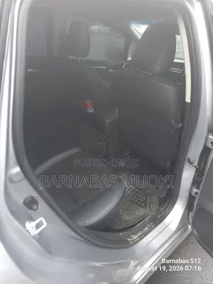 Honda Shuttle 1.5 Hybrid 2WD 2018 Silver