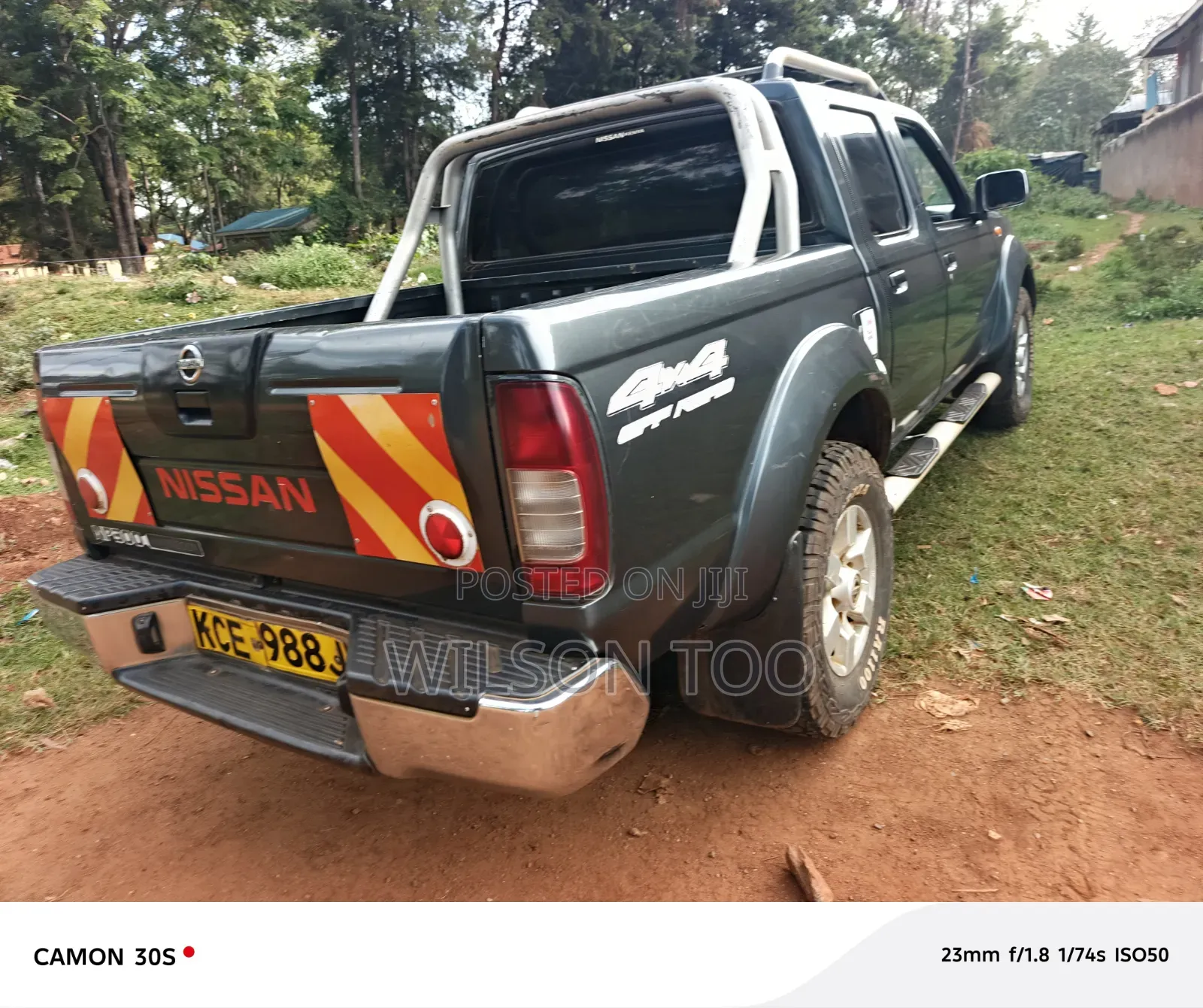 Nissan Hardbody 2014 Gray