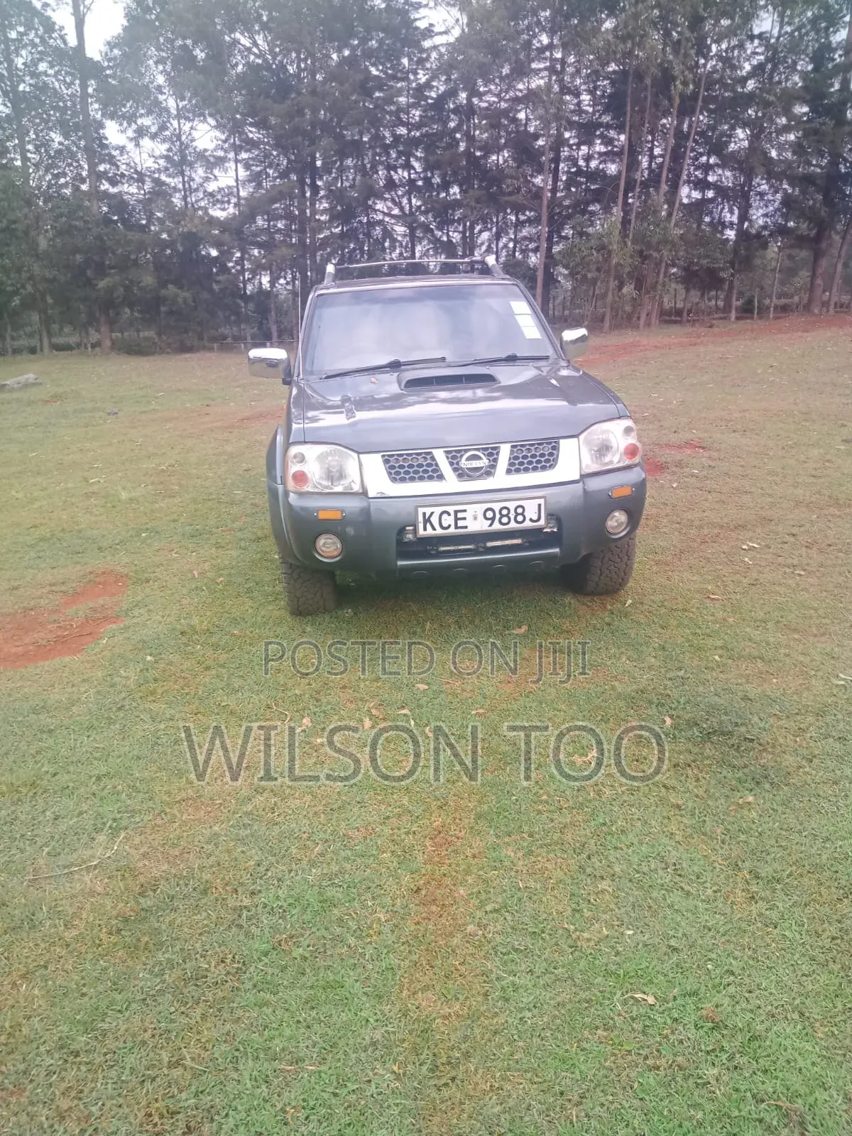 Nissan Hardbody 2014 Gray
